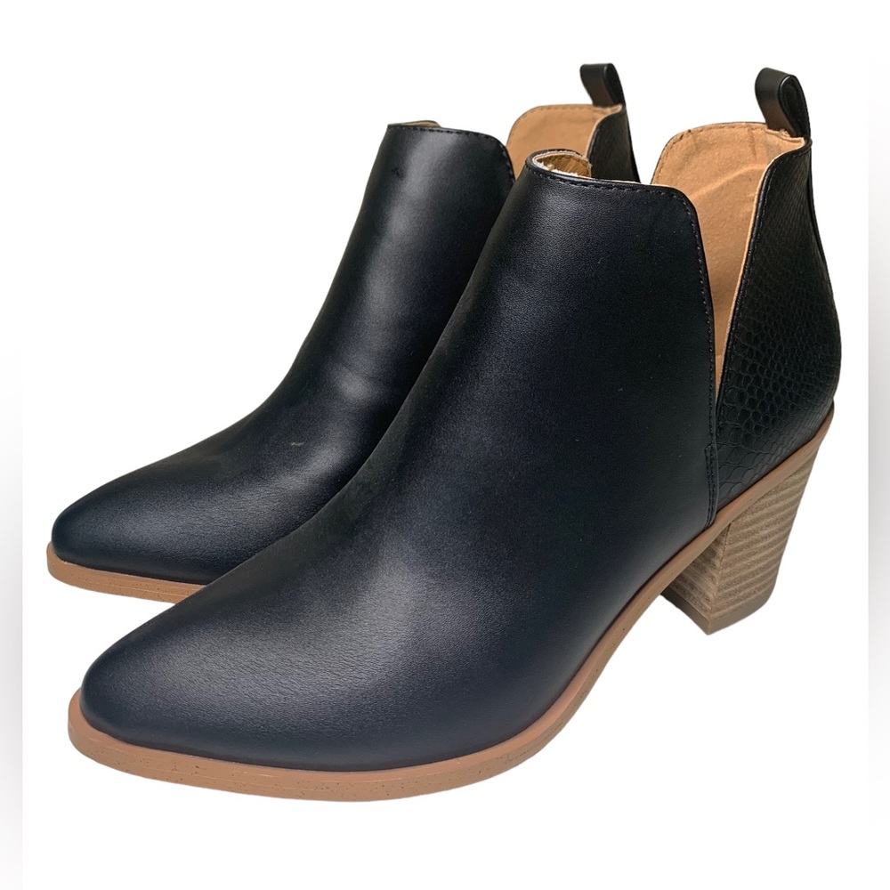 Dolce Vita Womens Falina Black Booties Size 8 used